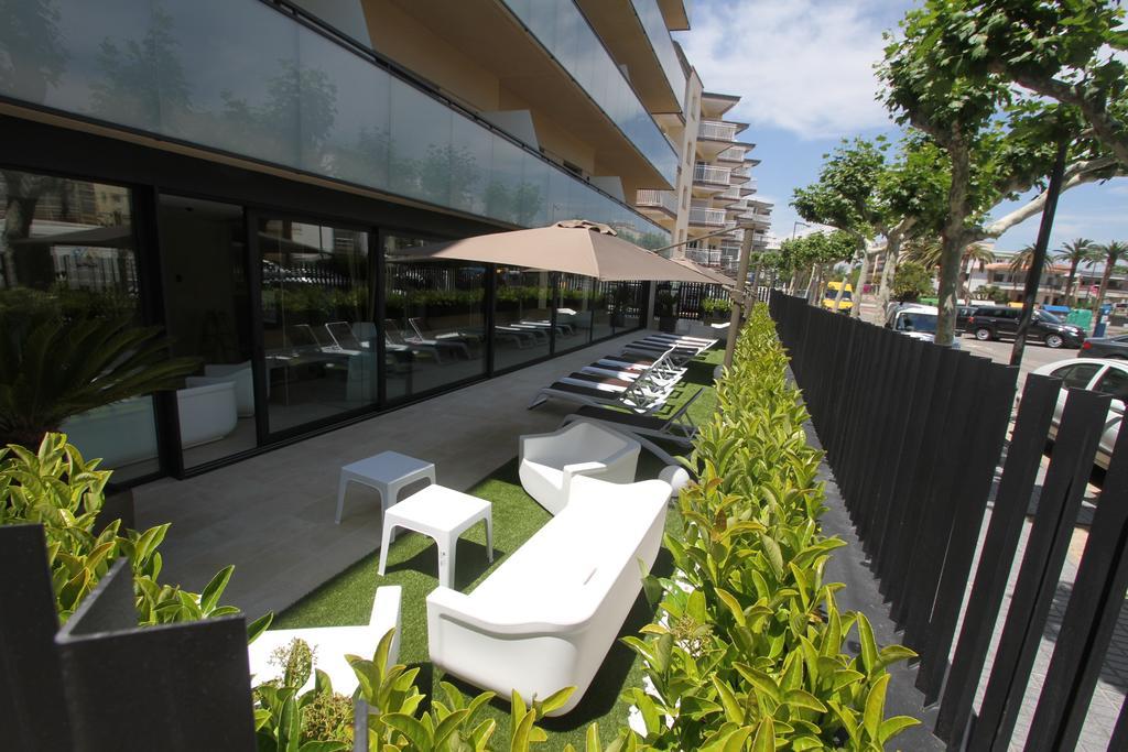 Apartamentos Cambrils Playa Spa Exterior photo