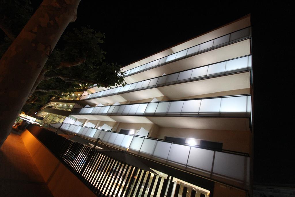 Apartamentos Cambrils Playa Spa Exterior photo